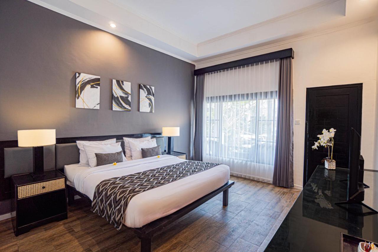 Casa Wina Kuta Hotel กูตา ภายนอก รูปภาพ