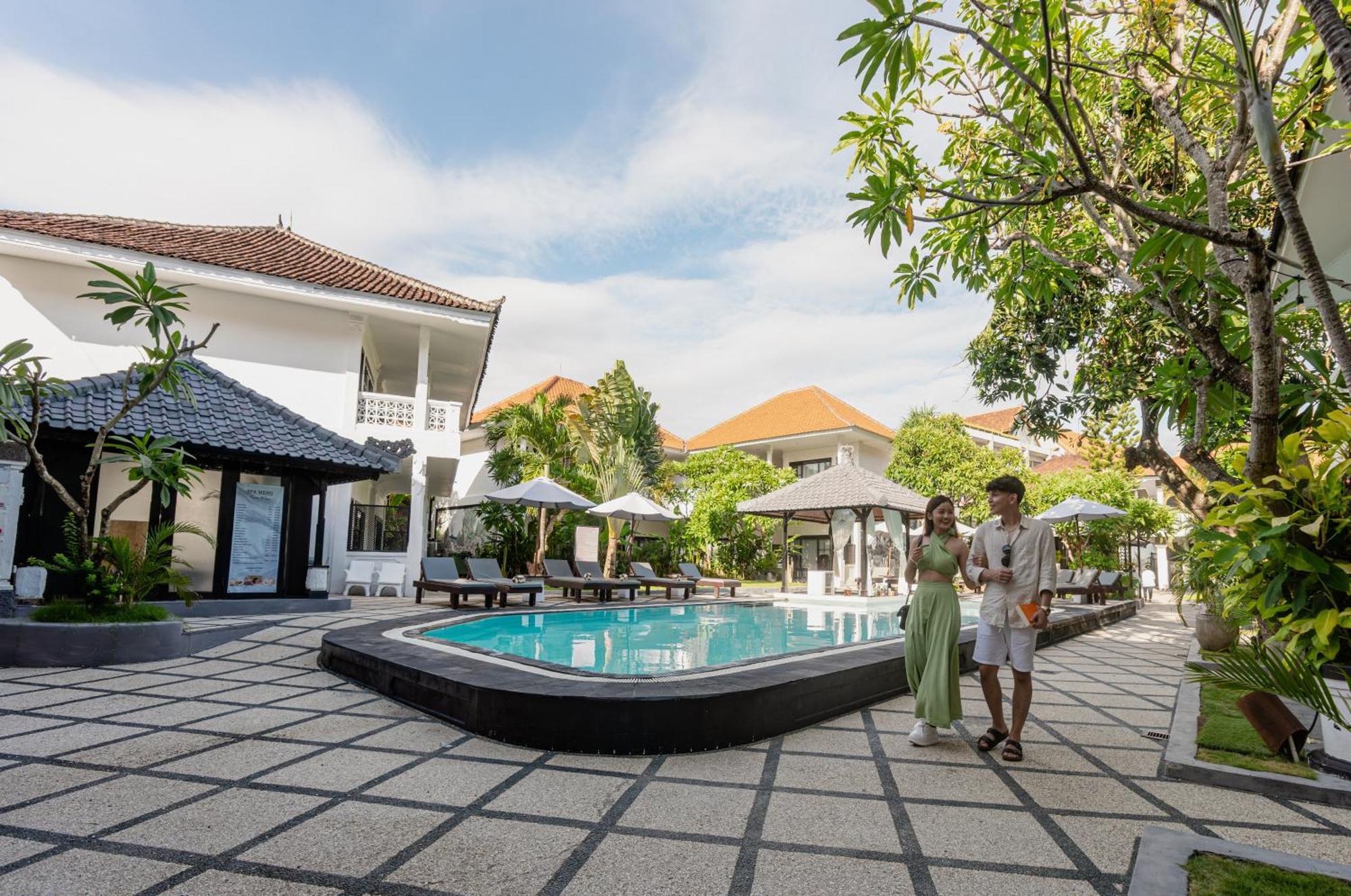 Casa Wina Kuta Hotel กูตา ภายนอก รูปภาพ