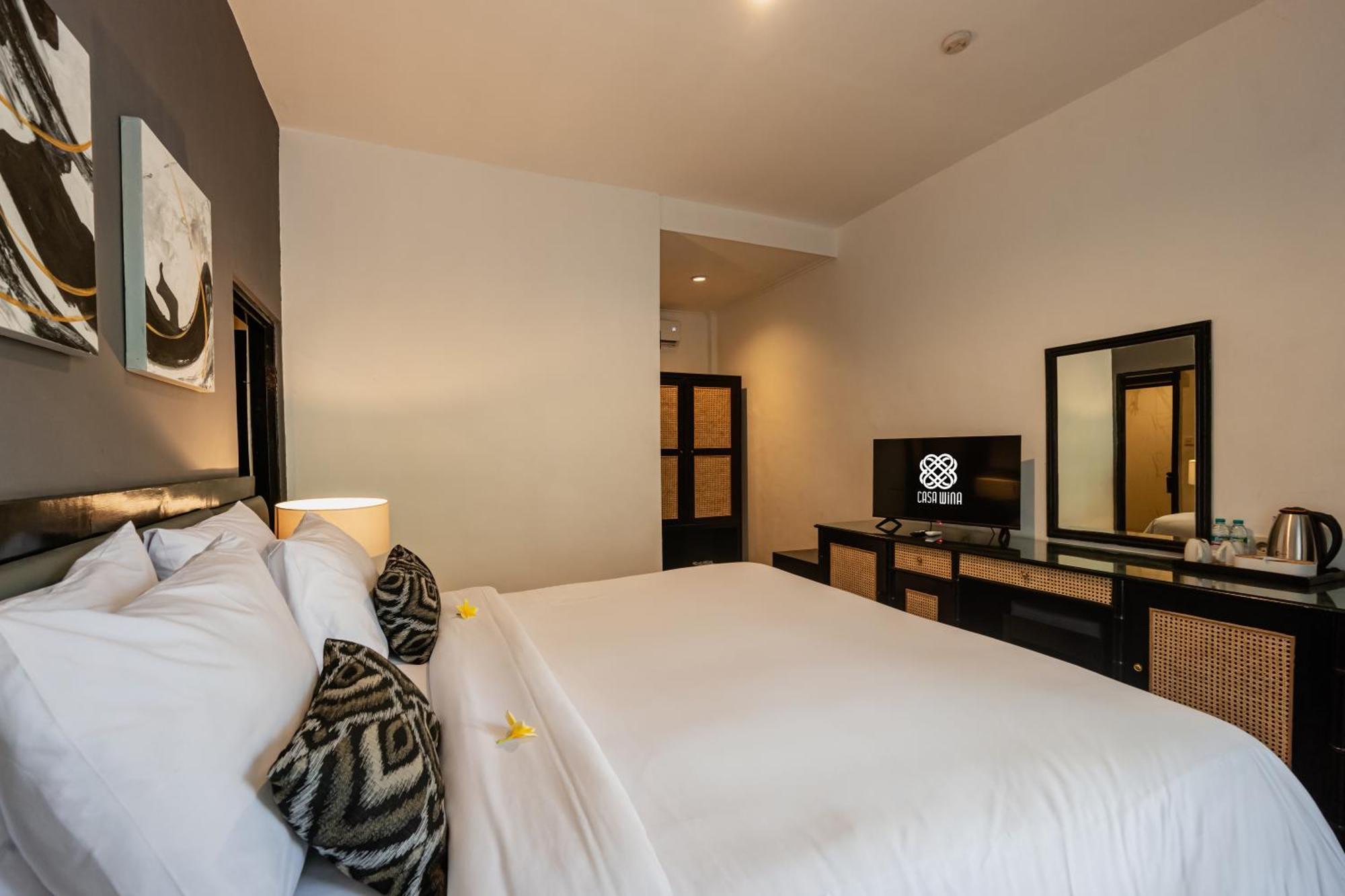 Casa Wina Kuta Hotel กูตา ภายนอก รูปภาพ