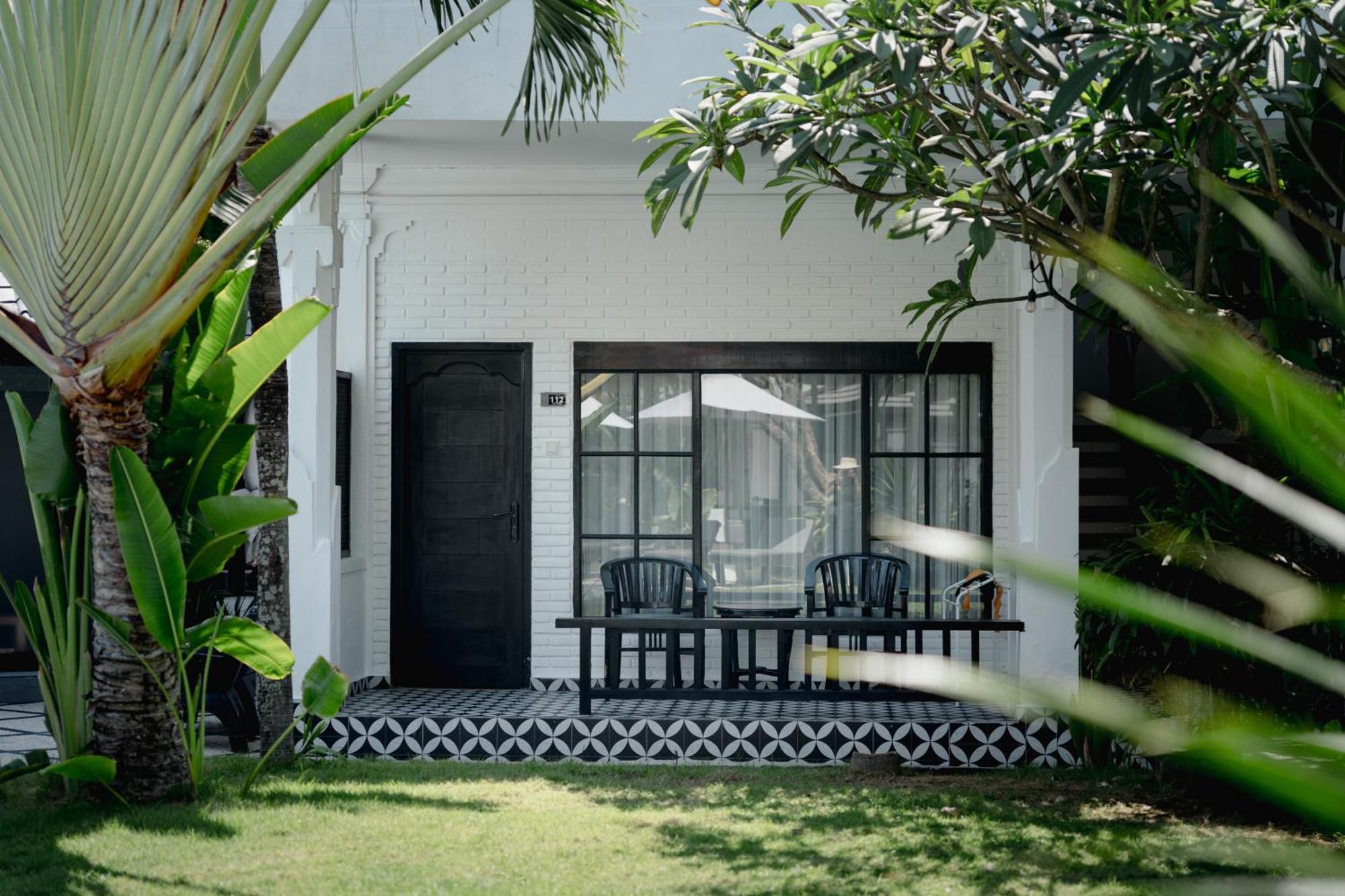 Casa Wina Kuta Hotel กูตา ภายนอก รูปภาพ